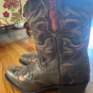 Womens authentic leather cowboy boots from mexico size 8.5 US